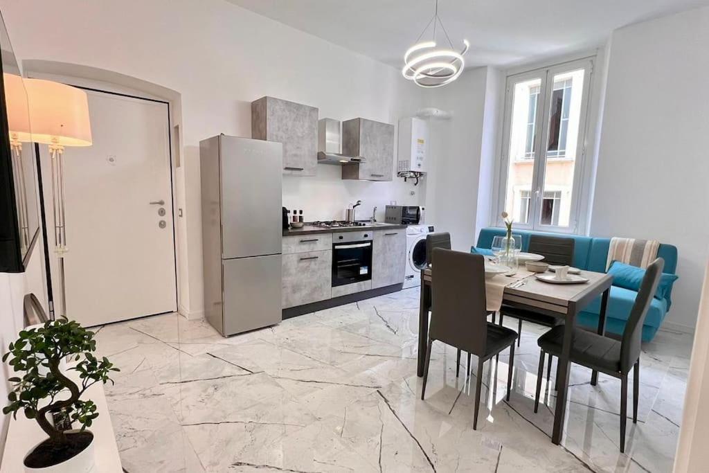 Urban House - Modern Flat Navigli Milan Center Appartement Buitenkant foto